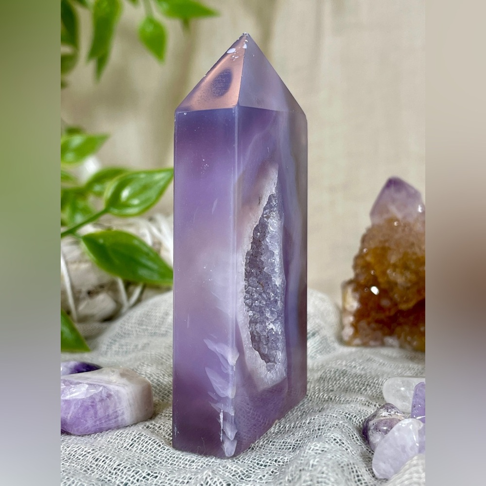 1734 Purple Agate Crystal Tower with Large Druzy Cave - Picture 8 of 11